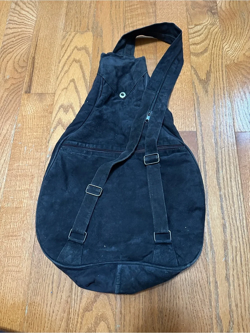 Black Suede Bird Carrier Backpack with Red & Blue Parrot Design